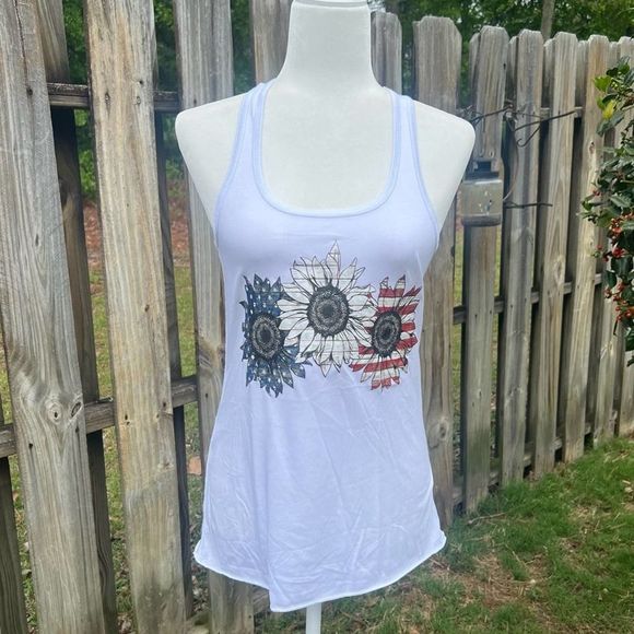 Red, White, & Blue Pallet Daisy Racerback Tank, Sz Small - Picture 2 of 8
